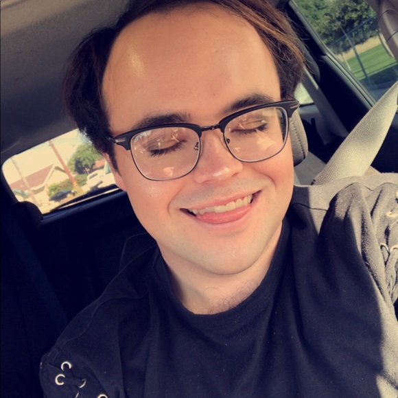 Patrick Crandall - Poshmark Profile Picture of Patrick Crandall (@patcran) on Poshmark