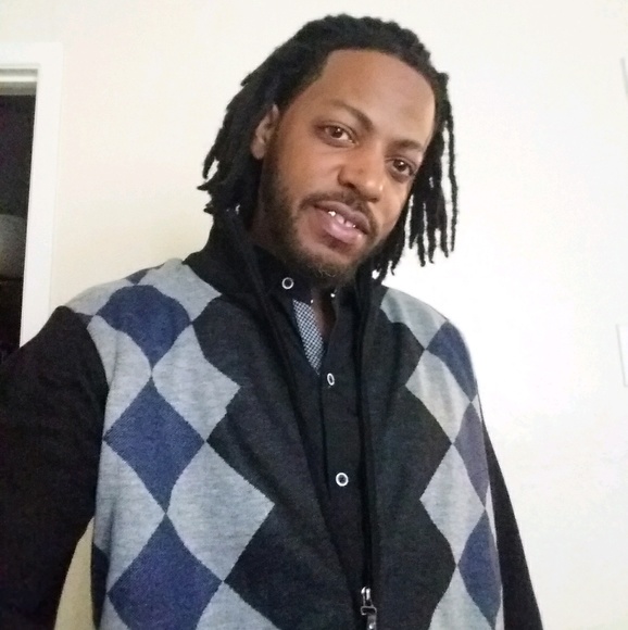 Profile Picture of Darran Johnson (@mr_johnsonstl) on Poshmark