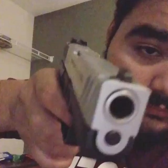 Joe Bosquez - Poshmark Profile Picture of Joe Bosquez (@joeboii) on Poshmark