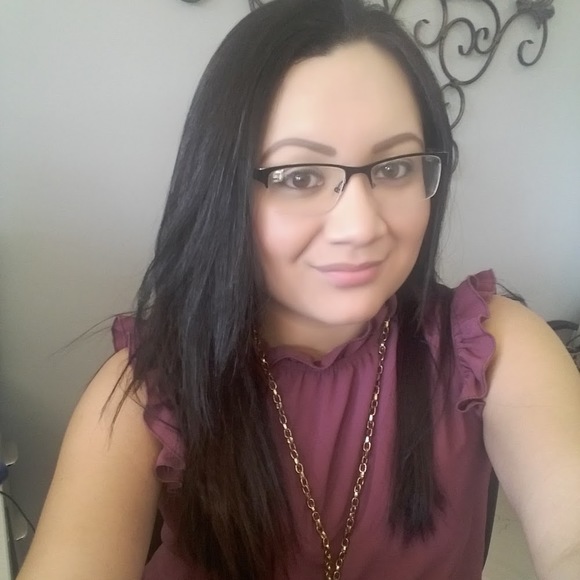 Profile Photo of Gisela Gisela (@gisela206bdc) on Poshmark