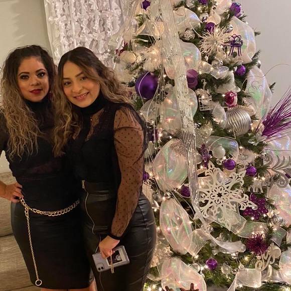 Jo-anna De leon - Poshmark Profile Picture of Jo-anna De leon (@joanna2004) on Poshmark