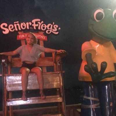 Profile Picture of Amanda Michaels (@MandyDawn99) on Twitter