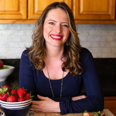 Profile Picture of Ester Perez (@nurturemygut) on Twitter