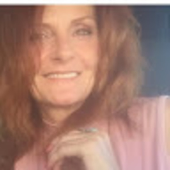 Profile Picture of Pamela Baldwin (@baldwinpamela2) on Poshmark