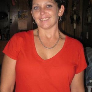 Profile Picture of Sharon Hinkle (@1hotlolipop) on Myspace
