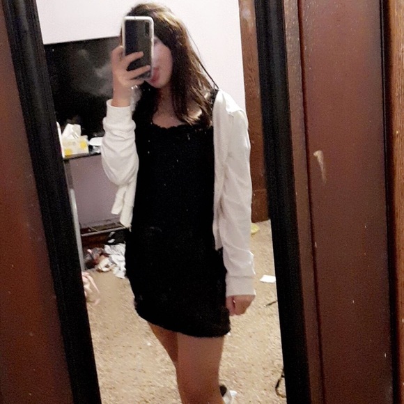 Profile Picture of Madalyn Tomey (@madalyn_tomey) on Poshmark