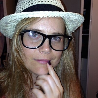 Profile Picture of Jo Parnell (@joiebaby) on Twitter