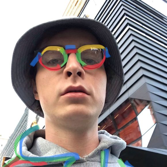 Profile Picture of Stas Bashirov (@roll93) on Poshmark