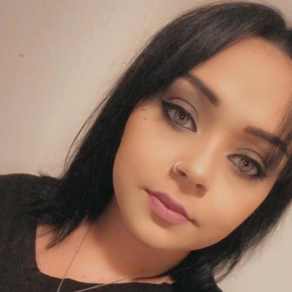 Profile Picture of Isabel Jenkins (@isabel_jenkins) on Poshmark