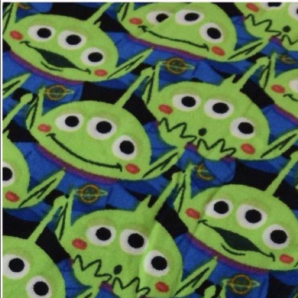 Profile Picture of Joanna Foster (@musicchik) on Poshmark