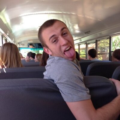 Profile Picture of Derek Vann (@PleasefreeDV) on Twitter