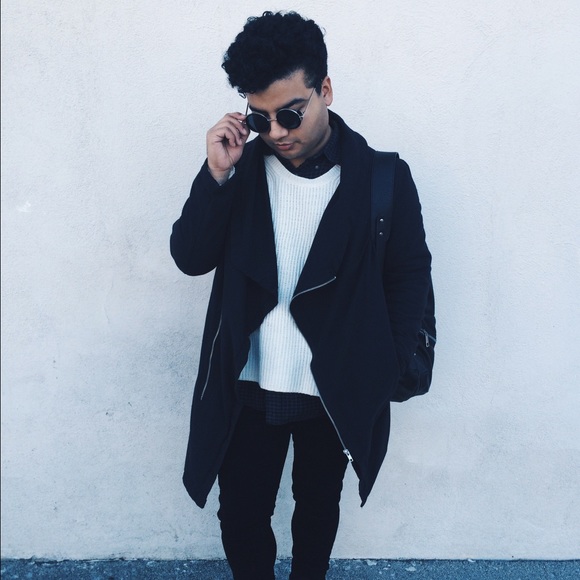 Profile Picture of Nathanael Martinez (@itsnm20) on Poshmark