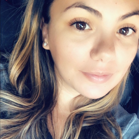 Profile Picture of Sabrina Schell (@brina789) on Poshmark