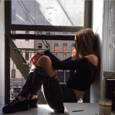Profile Picture of Cool Beans. (@andr01d18) on Twitter