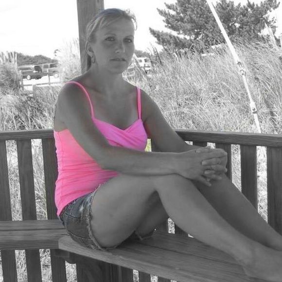 Profile Picture of Star Cousino (@starlyncouz) on Poshmark