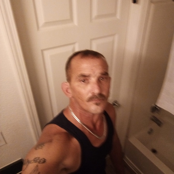 Profile Picture of Brian Peacher (@brianpeacher191) on Poshmark