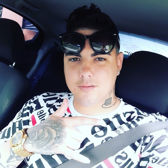 Profile Picture of Kebby Aleman (@kebbyaleman) on Poshmark