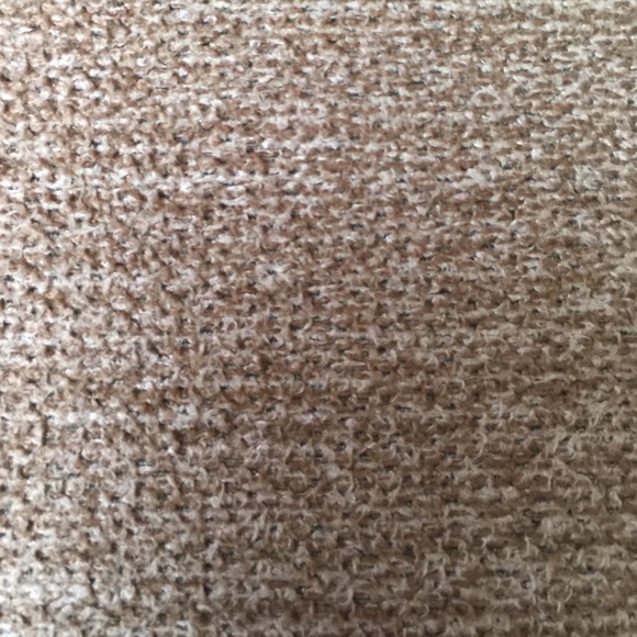 Profile Picture of Khadija Karram (@khadijakataya) on Poshmark