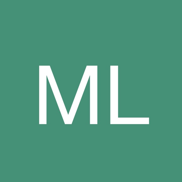 Mi Lorne - Poshmark Profile Picture of Mi Lorne (@lorne_mi335) on Poshmark