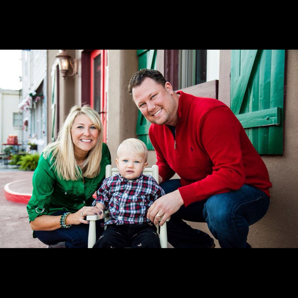 Profile Picture of Michelle Hackett (@mhackett) on Poshmark