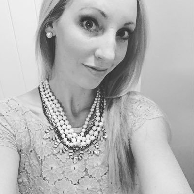 Profile Picture of Crystal Hoyt (@CRYSTAL2421) on Twitter