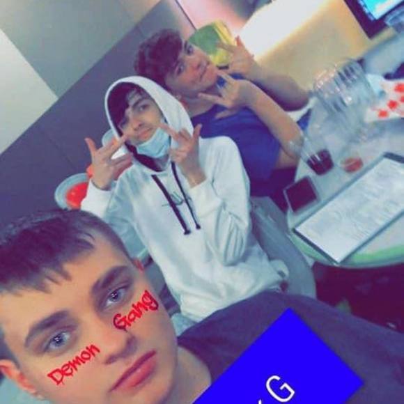 Profile Picture of Alex Balmer (@alexbalmer16) on Poshmark