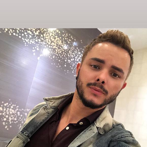 Profile Picture of Rafael Gonzalez jimenez (@rafaellodiagua) on Poshmark