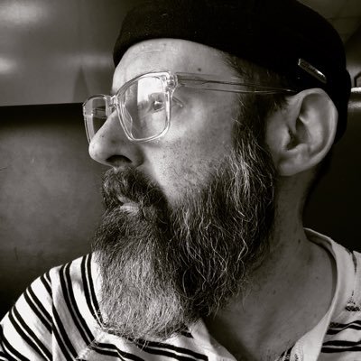 Profile Picture of Mark Hebert (@markybear) on Twitter