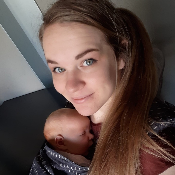 Profile Picture of Tiffany Spradley (@tiffanyboerner) on Poshmark