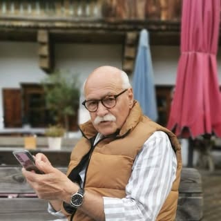 Profile Picture of Herbert Pflug (@pflugherbert) on Instagram