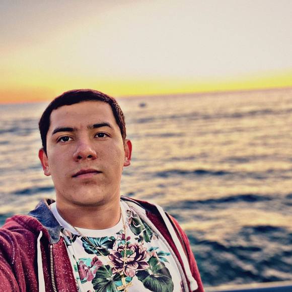 Profile Picture of Daniel Mancilla (@daniel_mancilla) on Poshmark
