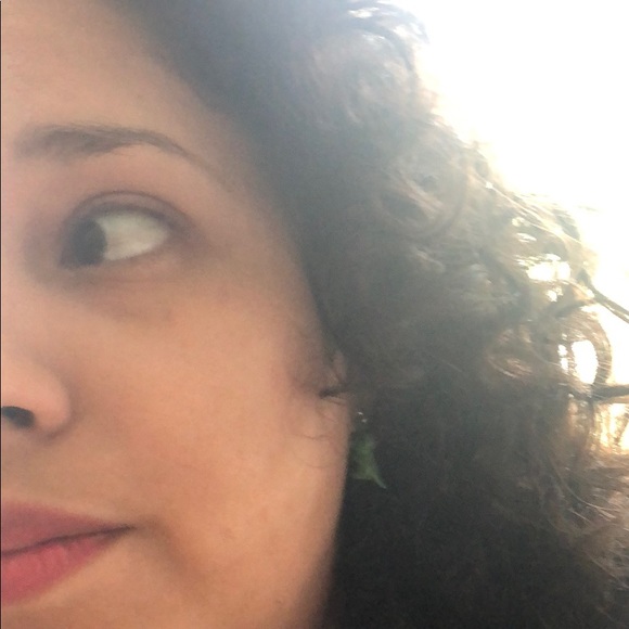 Profile Picture of Rebecca Crouch (@beckynae686) on Poshmark