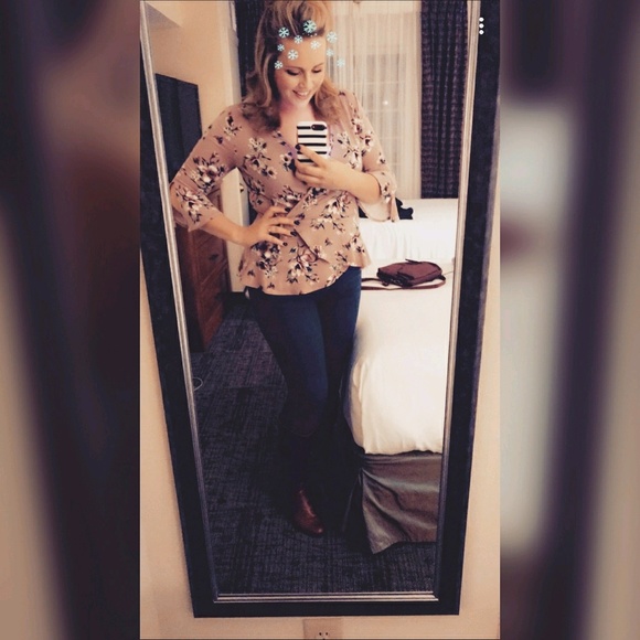 Profile Picture of Trisha Kennedy (@tjk1993) on Poshmark