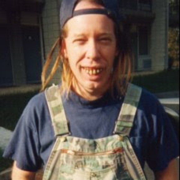 Profile Picture of Charles Walters (@shoegeek88) on Poshmark