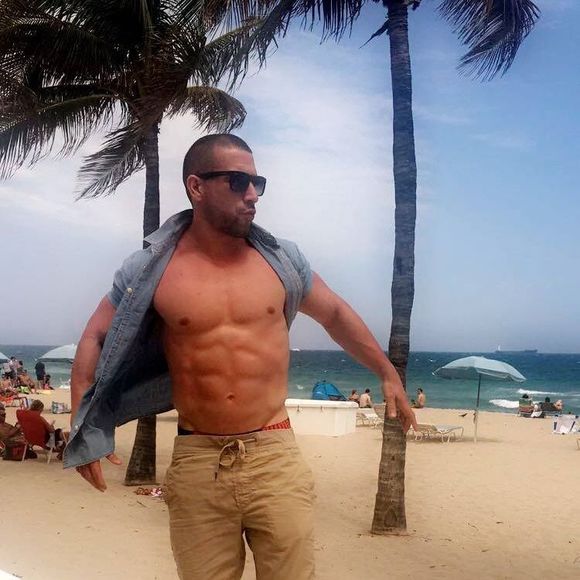 Profile Picture of Theo Katsanos (@aky612) on Poshmark