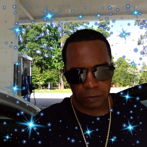 Profile Picture of Ernest Joseph (@ernestjoseph) on Poshmark