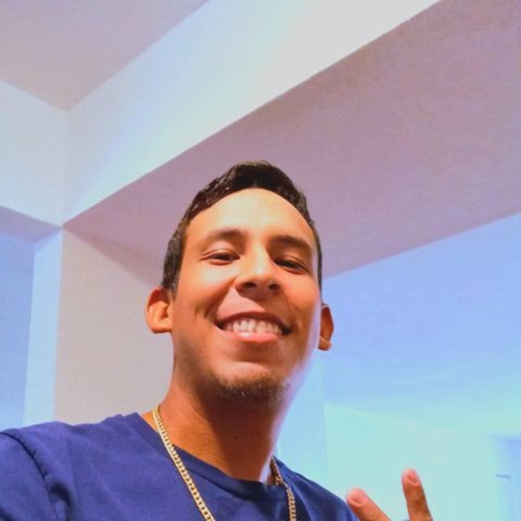 Profile Picture of Jorge Barroso (@jorgeyead20) on Poshmark