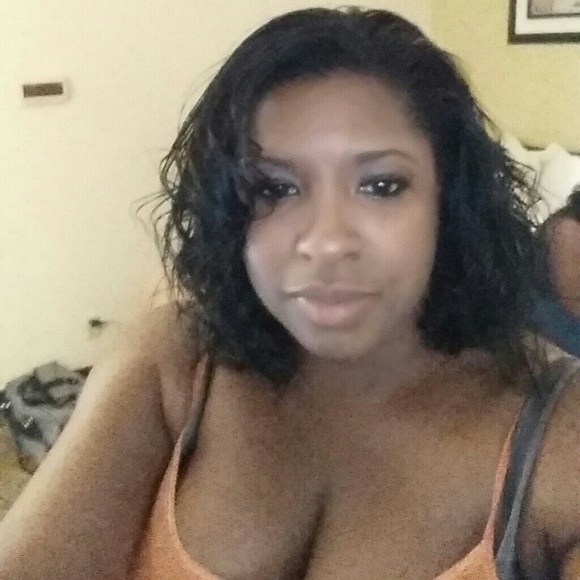 Profile Picture of Kimberly Dugger (@kdugger126) on Poshmark