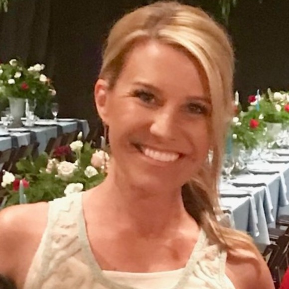 Profile Picture of Legan Moore (@leganmoore) on Poshmark