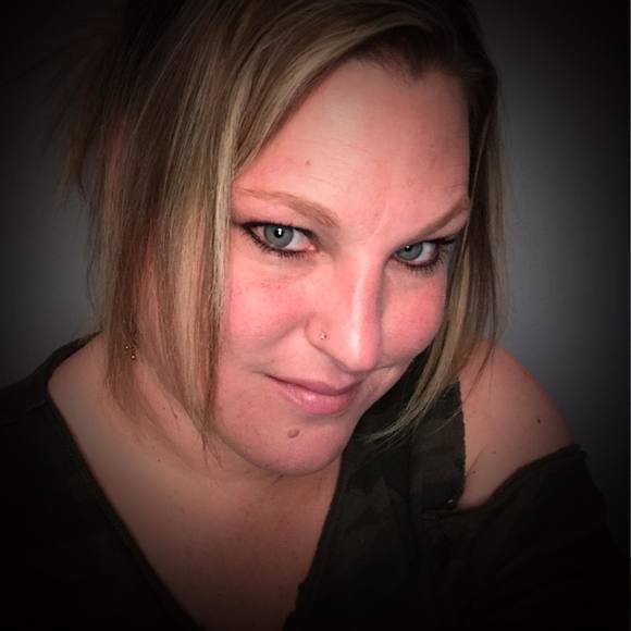 Profile Picture of Jessica Anttila (@jessicaanttila) on Poshmark