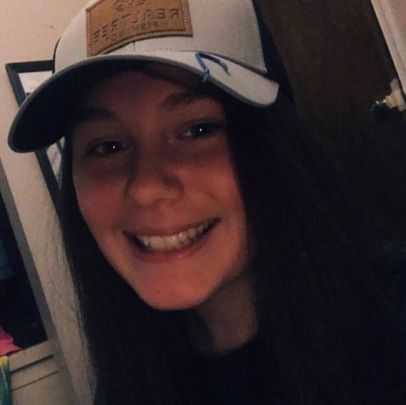 Profile Picture of Amanda Marsiglio (@marsiglioamanda) on Poshmark