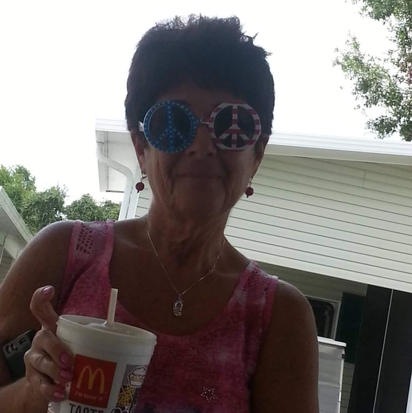 Profile Picture of Mary lou Halbruner (@peanutbella3) on Poshmark