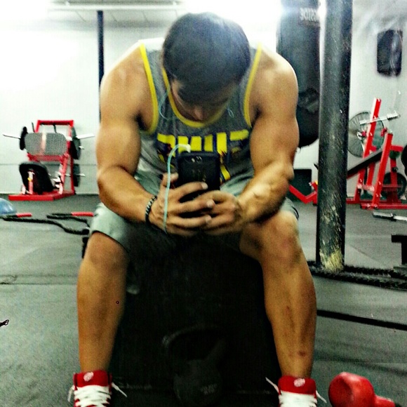 Profile Picture of Michael Cordova (@mhammer20) on Poshmark