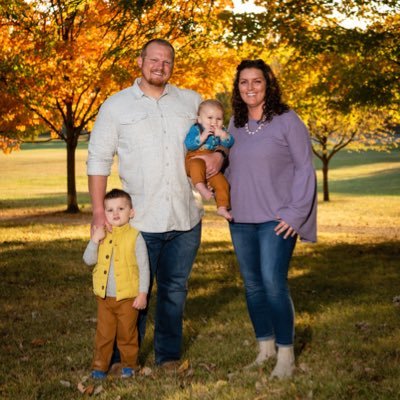 Profile Picture of Kyle E Padgett (@Coachpadgett71) on Twitter