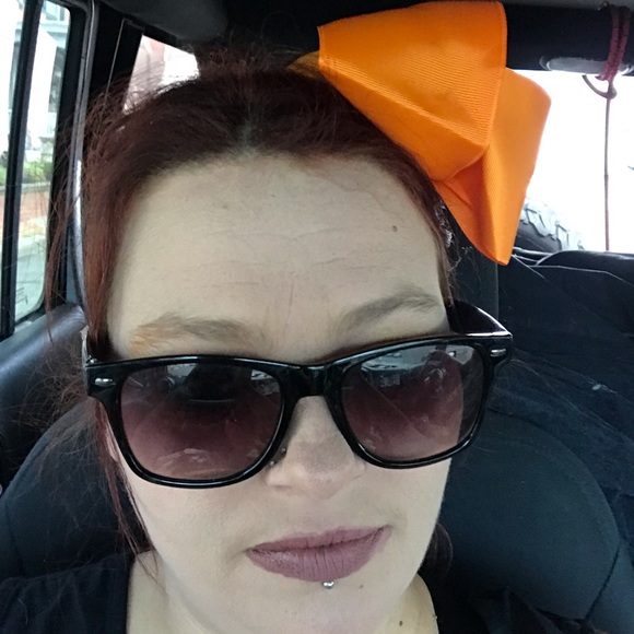 Profile Picture of Alysha Hottenstein (@lyshaisasped) on Poshmark