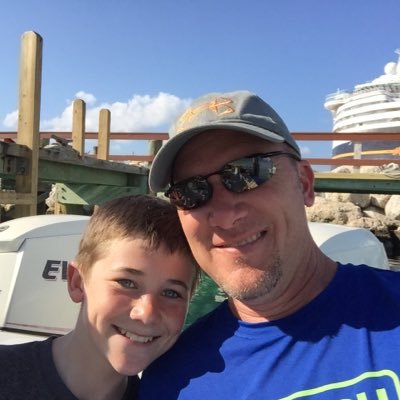 Profile Picture of Randy Bosley (@BOZ1009) on Twitter