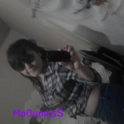 Profile Picture of Isabel Arredondo (@isalatochita) on Twitter