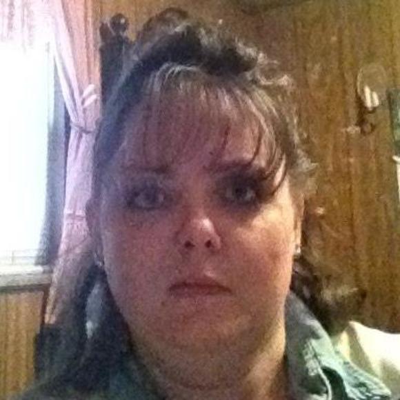 Profile Picture of Melissa Goff (@missy1973) on Poshmark