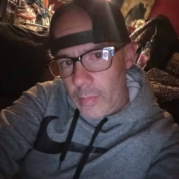 Profile Picture of Daniel Britt (@brittd4976) on Poshmark