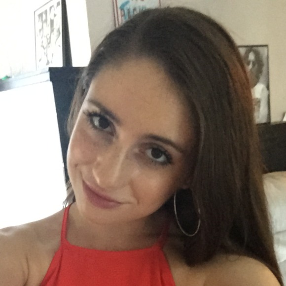 Christina Colman - Poshmark Profile Picture of Christina Colman (@christicolman) on Poshmark